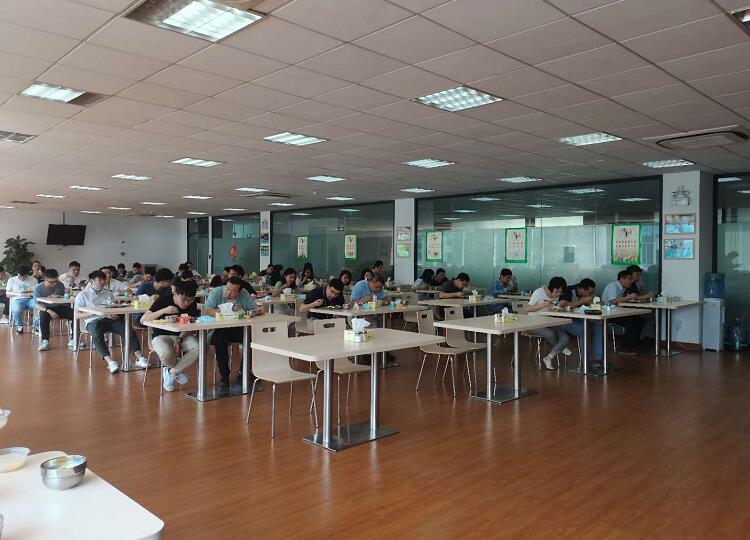 國安計(jì)員工用餐圖片