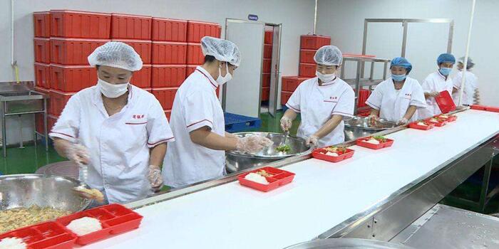 廣州市對中小學午餐配餐公司實行全過程監(jiān)管